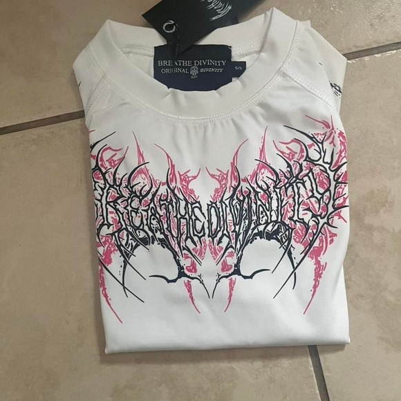 Tops - Breathe Divinity white and pink compression shirt